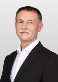 Csák László